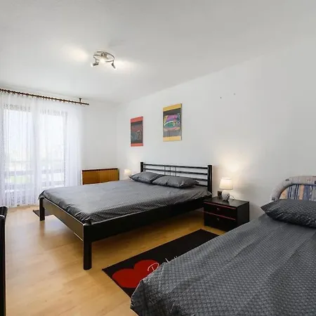 Apartment Lili 4 *